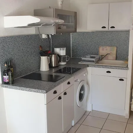 Cosy Avec Jardinet, Parking Privatif Et Wifi Gratuit - Proche Thermes Et Etang De Thau - Fr-1-503-148 * Balaruc-les-Bains