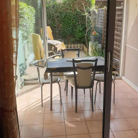 Apartment Cosy Avec Jardinet, Parking Privatif Et Wifi Gratuit - Proche Thermes Et Etang De Thau - Fr-1-503-148 *